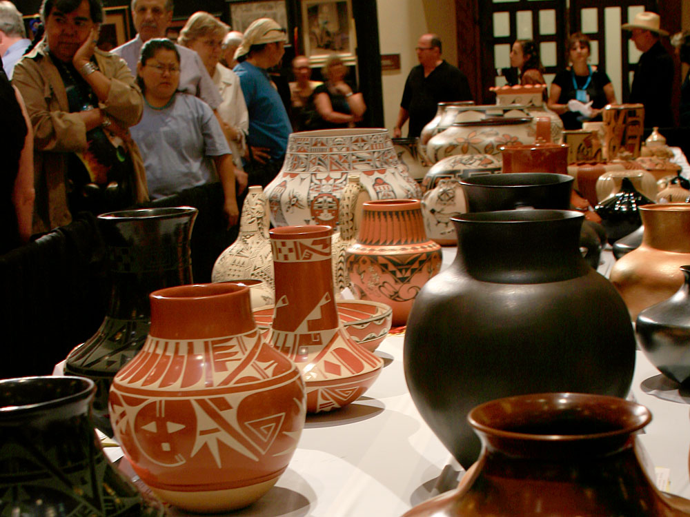 [Interactive:From Turquoise To Clay: Portraits From Indian Market]