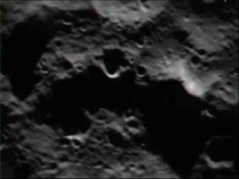 An image from the LCROSS lunar impact video. An image from the LCROSS lunar impact video.