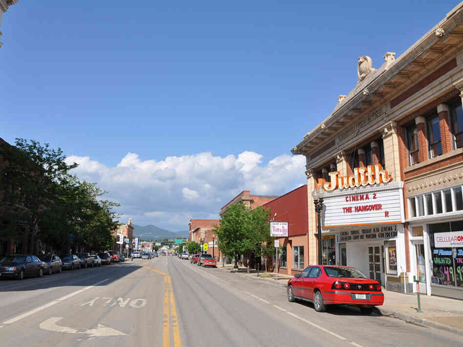Main Street in Lewistown, Mont. Jesse Shapins/Mapping Main Street