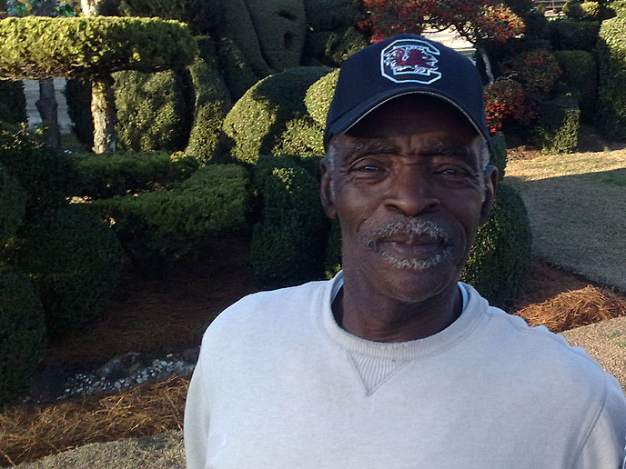 [Interactive:Cutting Up Plants, Pearl Fryar-Style]