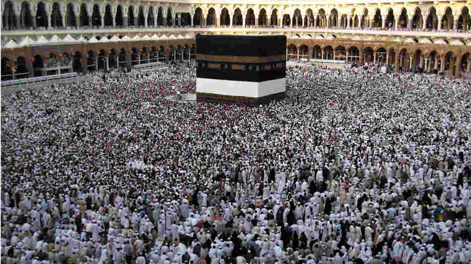 Muslims circle the Kaaba at Mecca, Dec. 2008