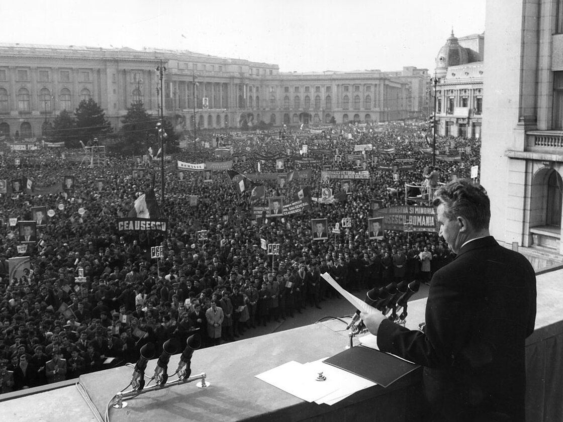 W: Communist rule in Romania ended in 1989 when a bloody revolt removed Nicolae Ceausescu from power