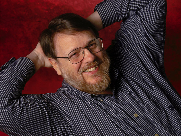 Ray Tomlinson in 2001. Courtesy BBN Technologies.