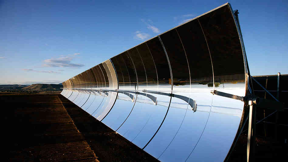 W: SkyFuel unveils a solar thermal system in Colorado. W: SkyFuel unveils a solar thermal system in Colorado.