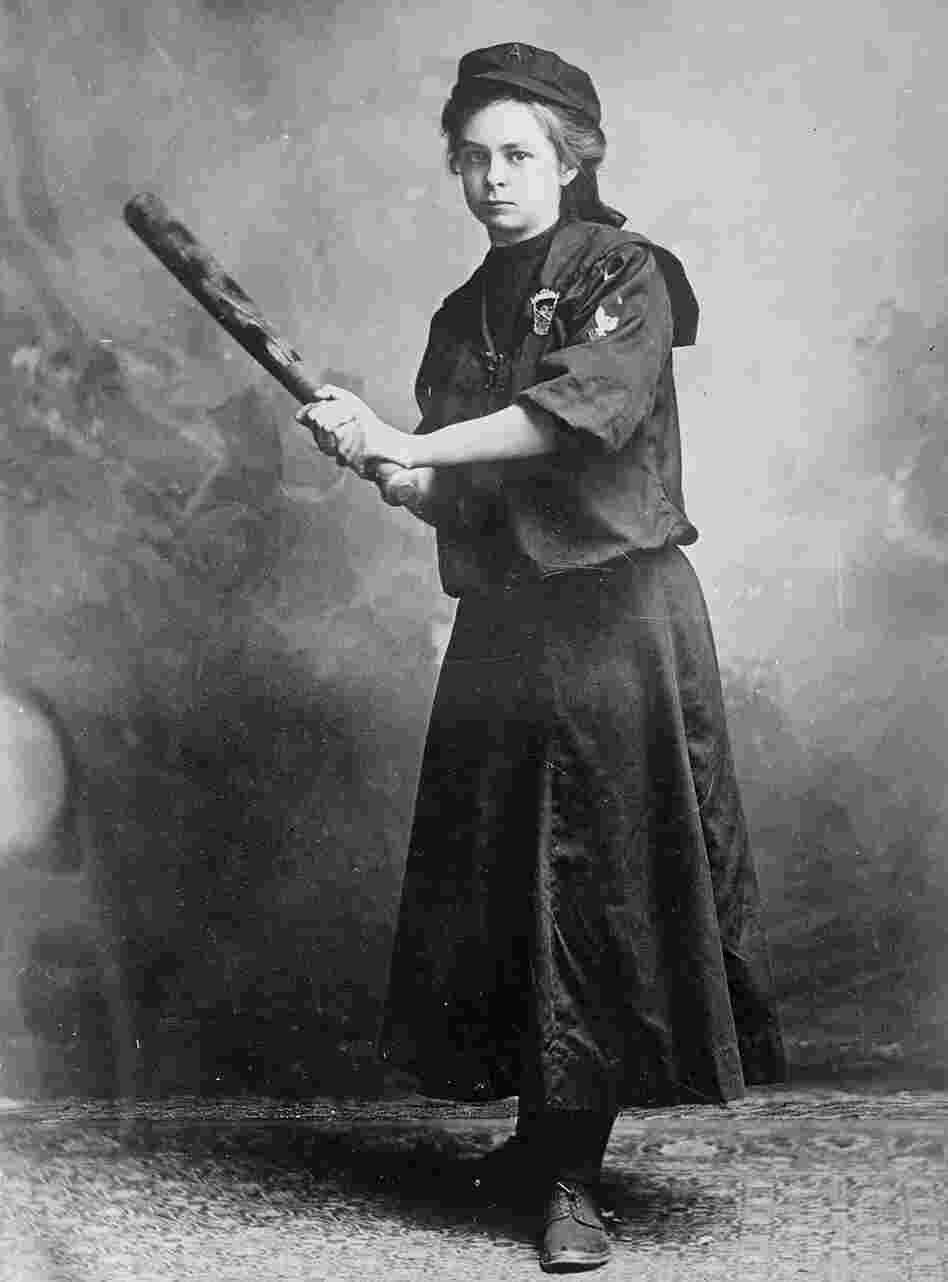Myrtle Rowe, pictured here in 1910, signed to play first base for the Antler Athletic Club at 18.
