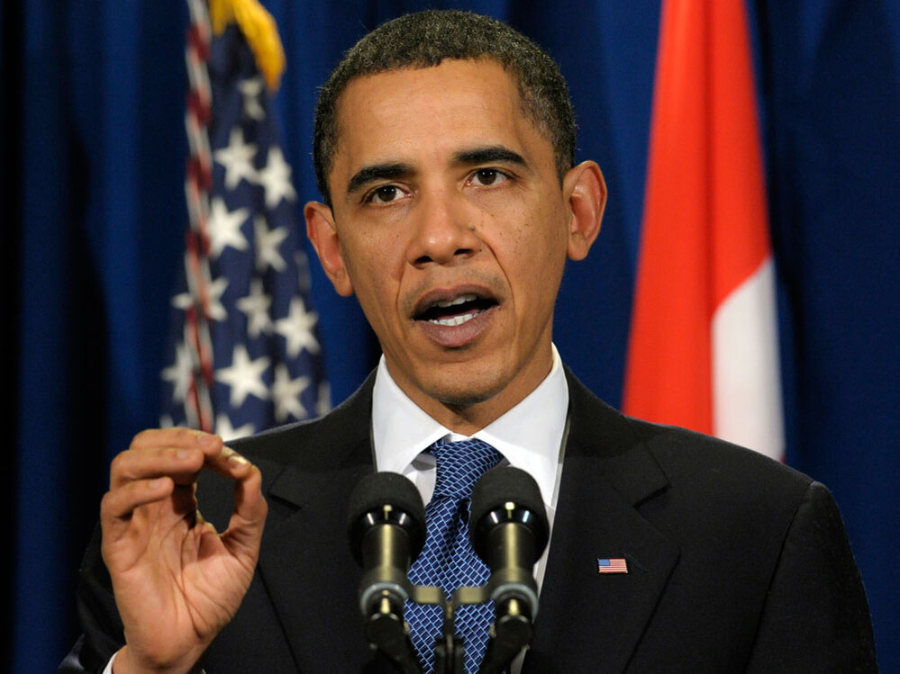 President Barack Obama makes a statement at the United Nations Climate Change Conferenc