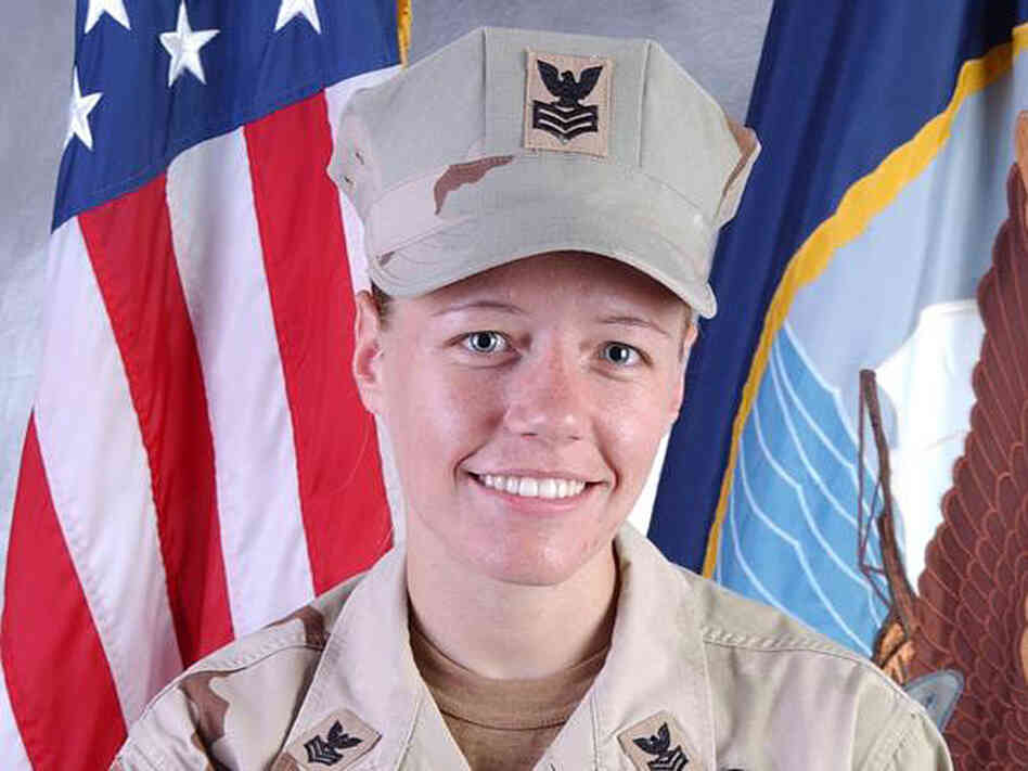 Petty Officer 1st Class Jennifer Valdivia