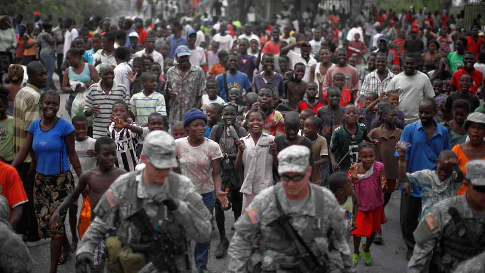 [Interactive:Photo Gallery: Treating The Wounded]