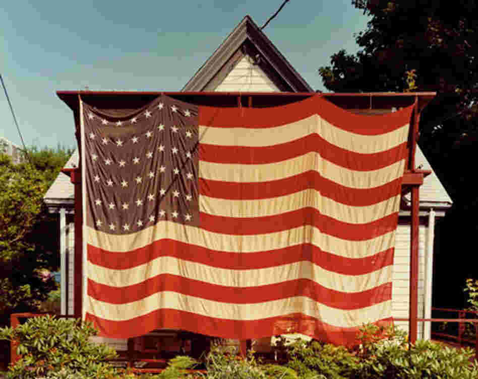 Flag, Provincetown, July 4th, 1983 (Joel Meyerowitz/Courtesy of Edwynn Houk Gallery) Flag, Provincetown, July 4th, 1983 (Joel Meyerowitz/Courtesy of Edwynn Houk Gallery)