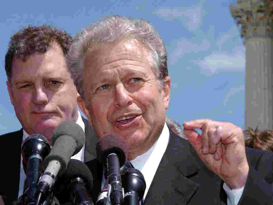 Lawyer Laurence Tribe speaks to reporters outside the Supreme Court in 2003.