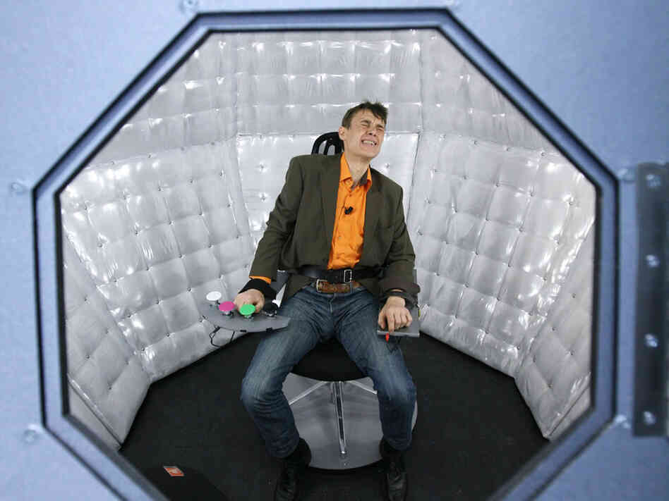Actor Laurent Le Doyen plays the role of a man shocked on a game show