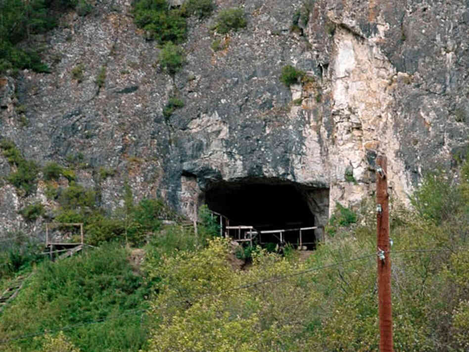 Denisova cave from the outside