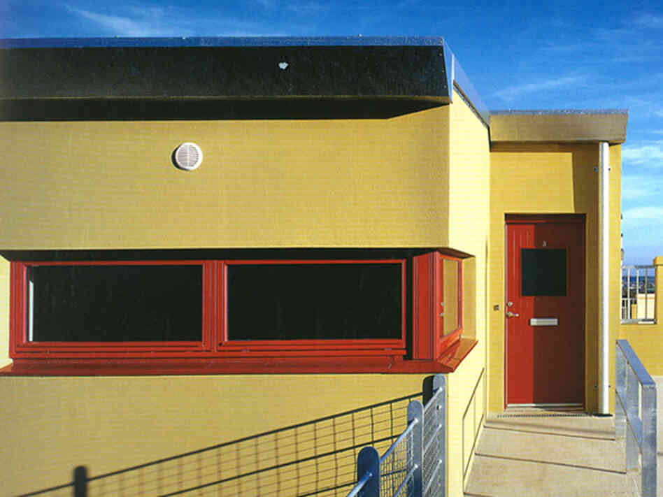 Halt house