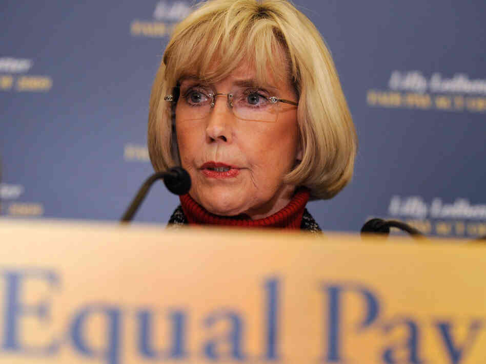 Lilly Ledbetter at a news conference on equal pay