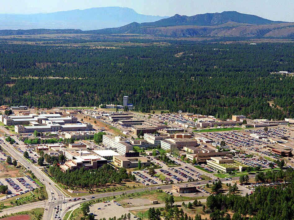 Aerial shot of Los Alamos National Laboratory in New Mexico, 1995