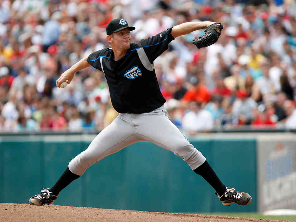 Stephen Strasburg pitches in his final Syracuse Chiefs game  in Buffalo, N.Y., June 3