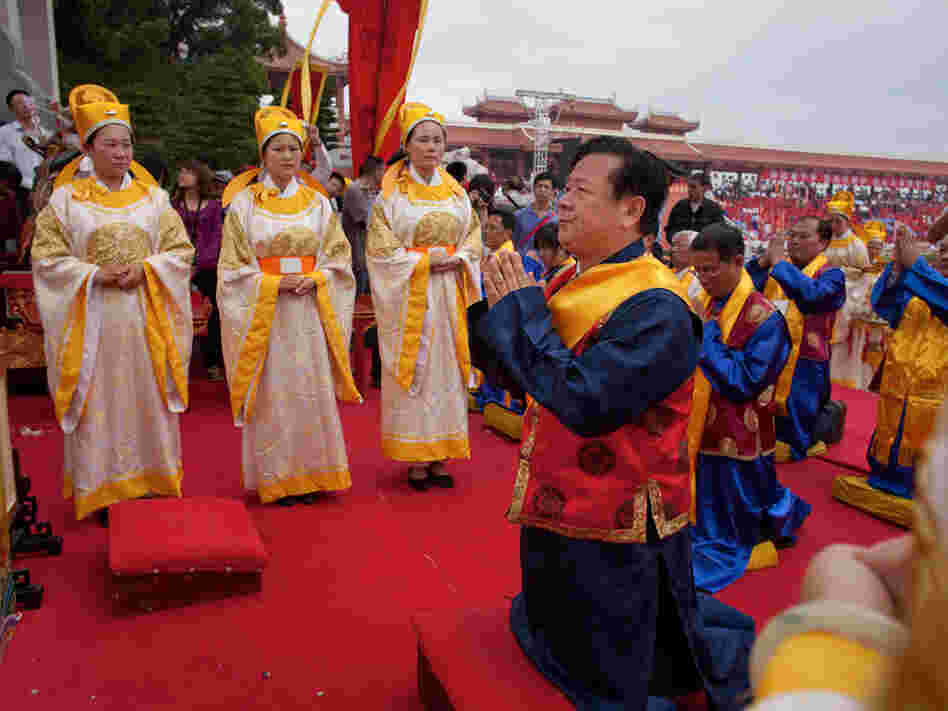 Lin Jinbang, chairman of the Mazu temple on Meizhou Island