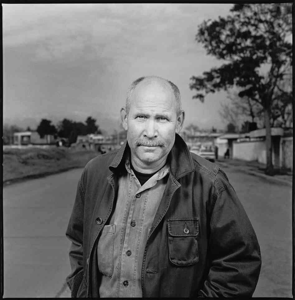 Photographer Steve McCurry, 2002