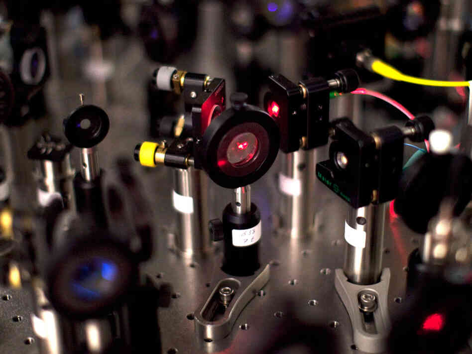 Laser at mirrors