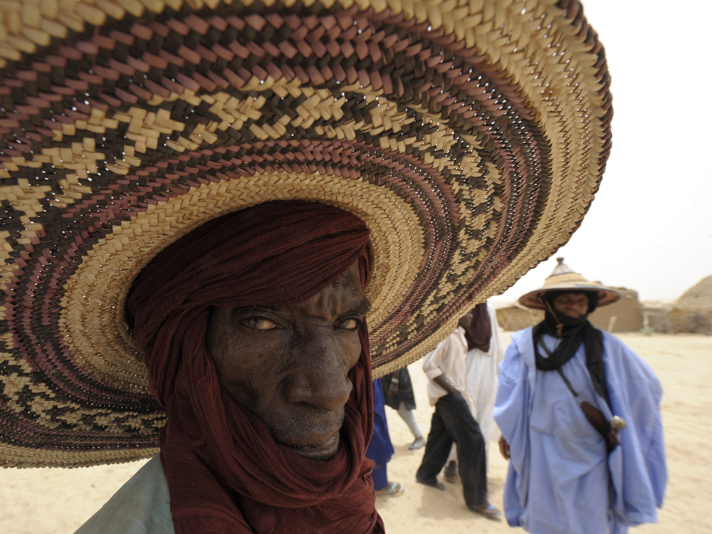 A farmer waits for food distribution near Dakoro, in northern Niger, in May