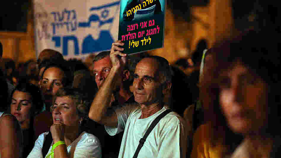 Thousands of Israeli supporters mark israeli soldier Gilad Shalit's fifth birthday in captivity