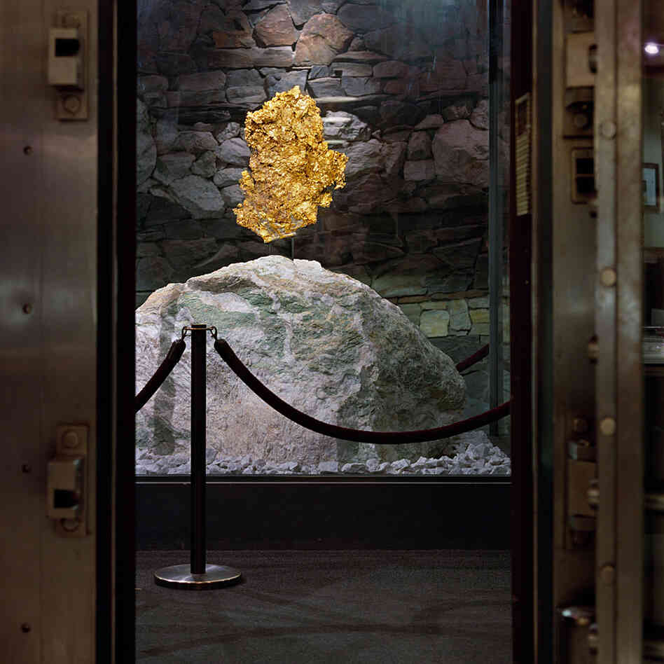 The largest Crystalline Gold Leaf specimen in the world The largest Crystalline Gold Leaf specimen in the world