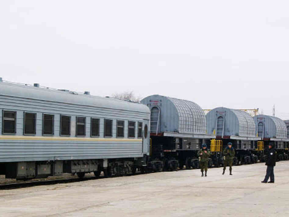 Trains carrying casks of radioactive material from Atkau to an undisclosed location in northeast Kazakhstan Trains carrying casks of radioactive material from Atkau to an undisclosed location in northeast Kazakhstan