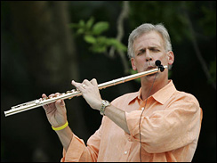 Tonyflute.jpg