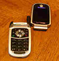 phonegotjacked200.jpg phonegotjacked200.jpg