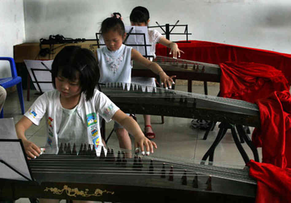 Chengdu music students Chengdu music students