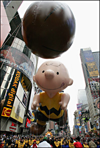 Charlie Brown balloon, Macy's parade'