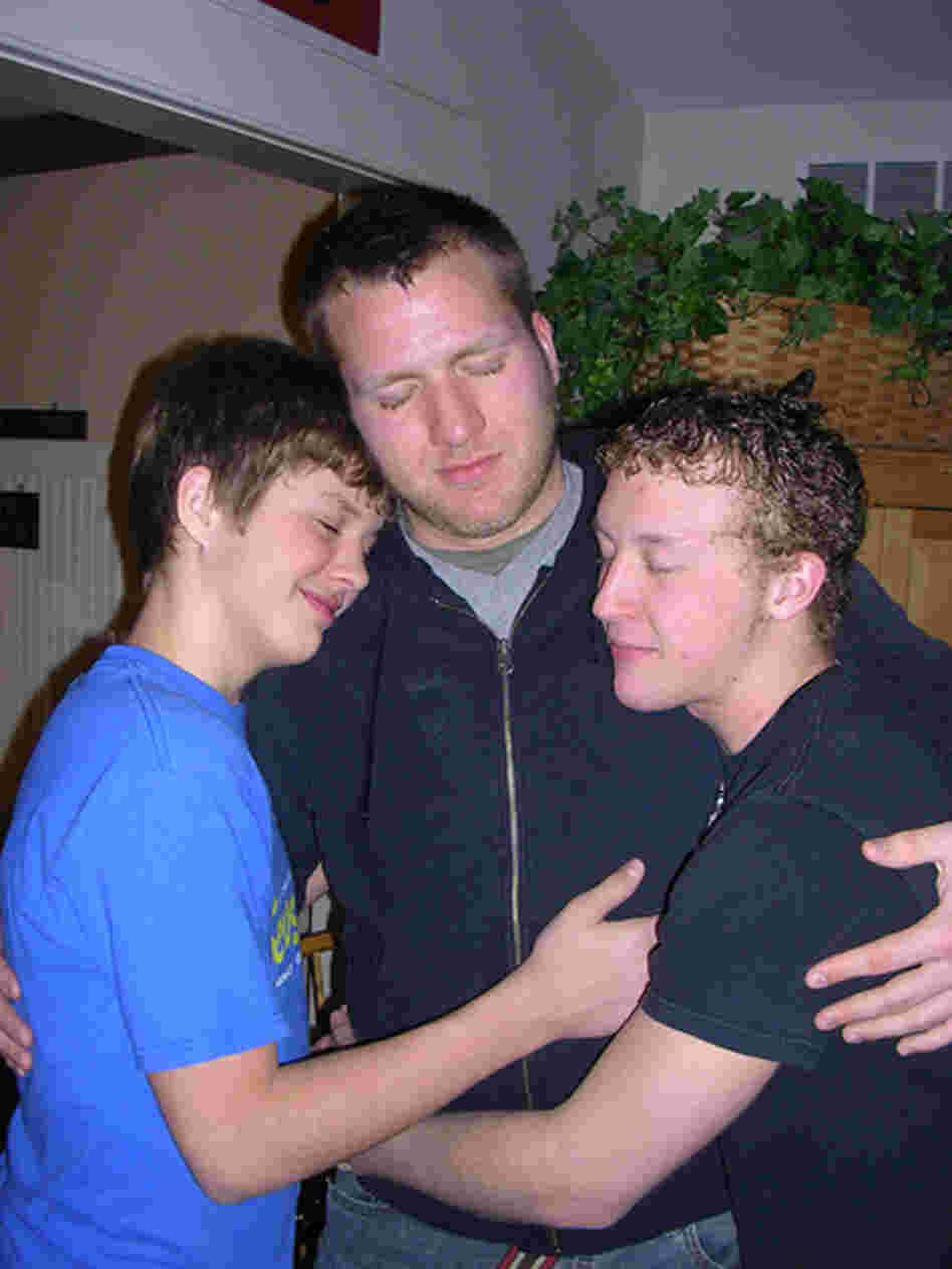 male%20bonding.jpg male%20bonding.jpg