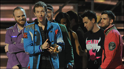 Coldplay accepts an award at the 2009 Grammys
