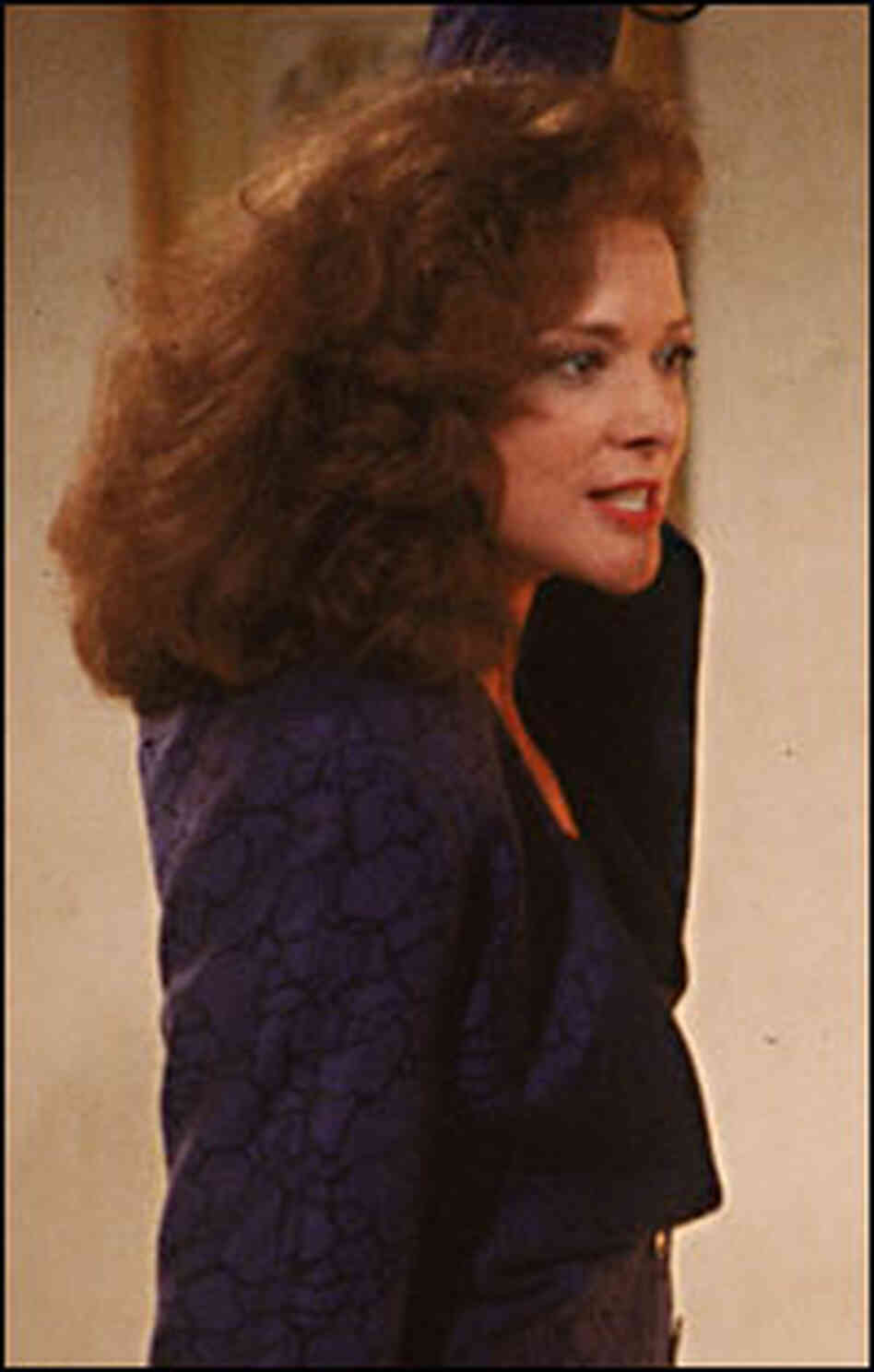 Dixie Carter as Julia Sugarbaker Dixie Carter as Julia Sugarbaker