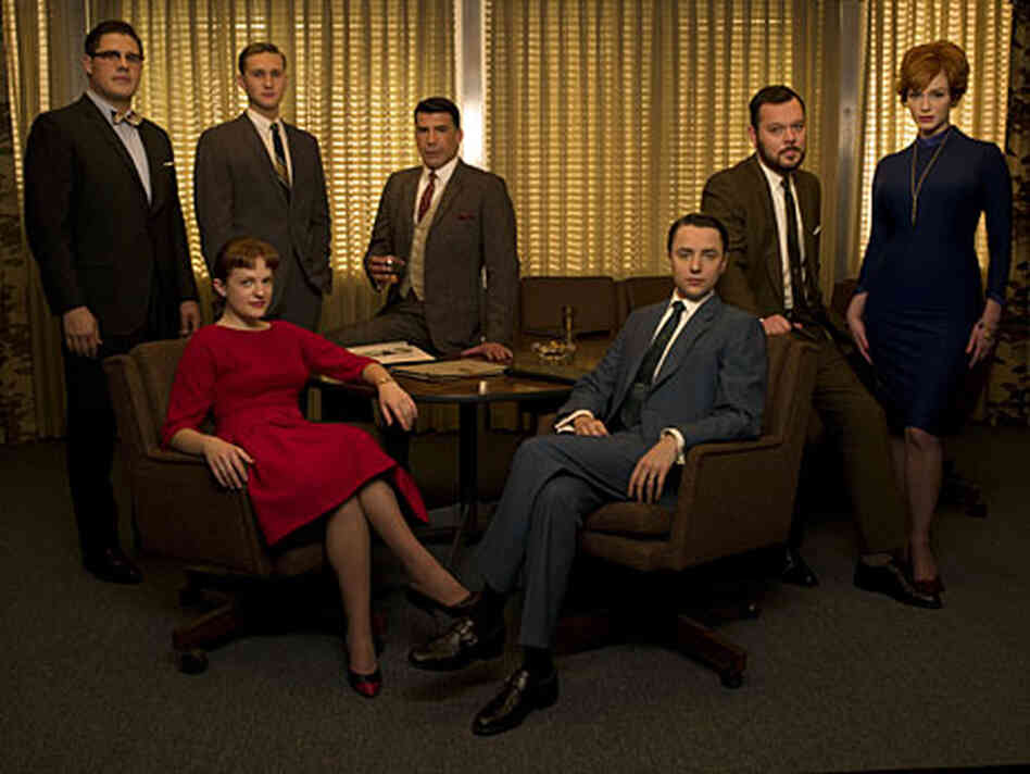 Mad Men cast members Rich Sommer, Elisabeth Moss, Aaron Staton, Bryan Batt, Vincent Kartheiser, Mich Mad Men cast members Rich Sommer, Elisabeth Moss, Aaron Staton, Bryan Batt, Vincent Kartheiser, Mich