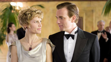 Hilary Swank and Ewan McGregor in 'Amelia'.