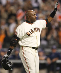 Barry Bonds waves to fans during his final home game as a player for the San Francisco Giants in September. Photo by Jed Jacobsohn/Getty Images.