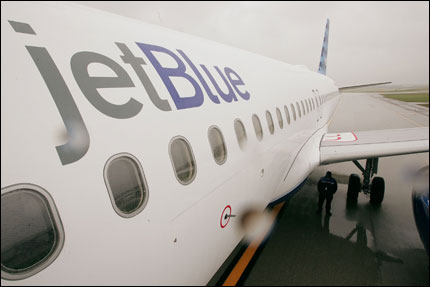 jetblueplaneohare.jpg