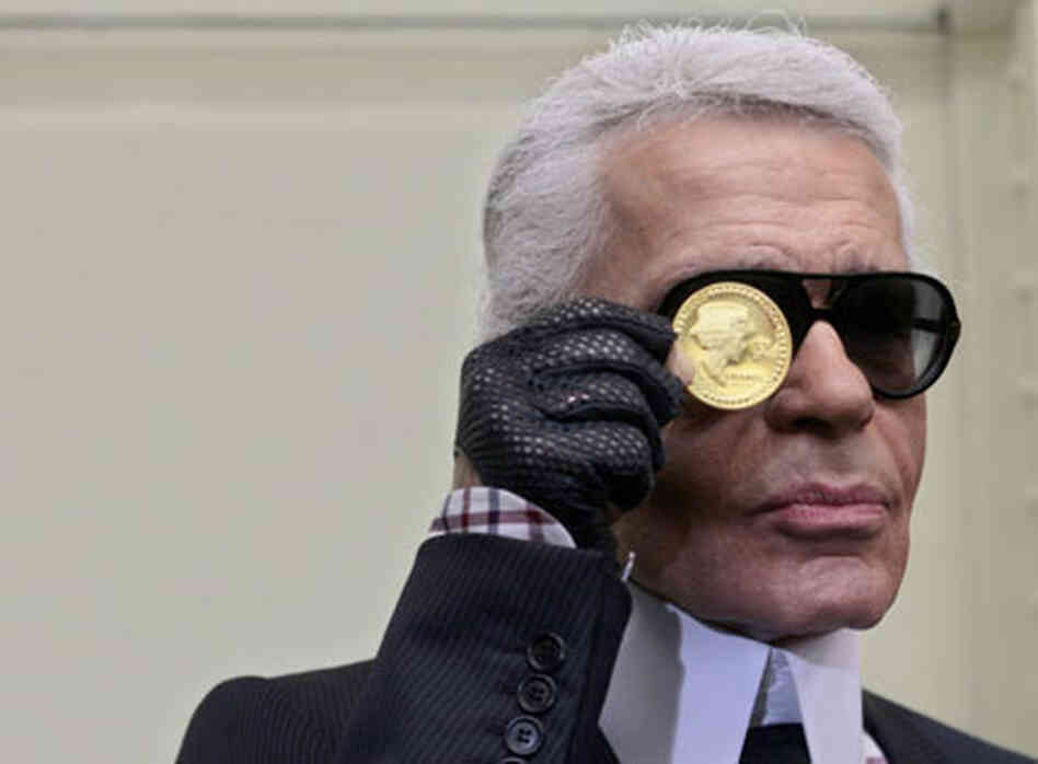 lagerfeld.jpg lagerfeld.jpg
