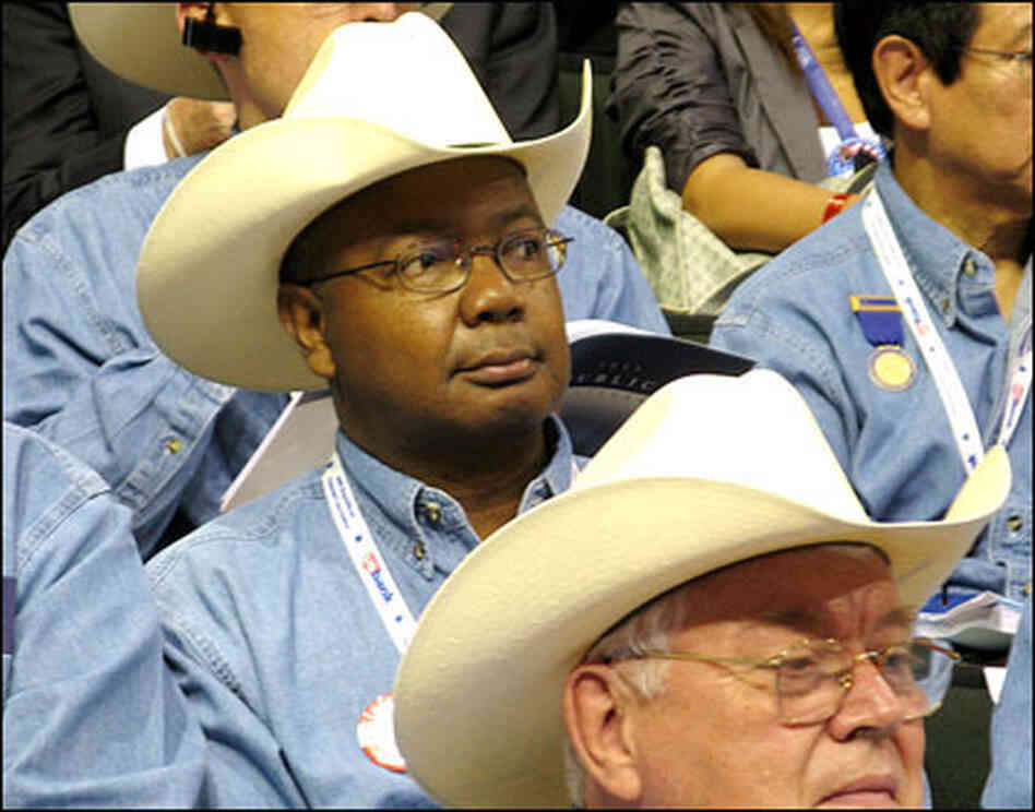 Members of the Texas GOP delegation mix politics with style at the Republican National Convention Members of the Texas GOP delegation mix politics with style at the Republican National Convention