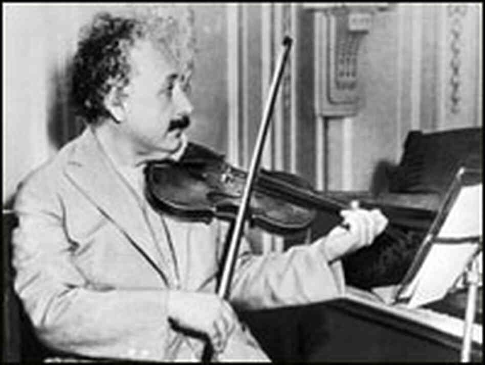 Einstein plays the violin