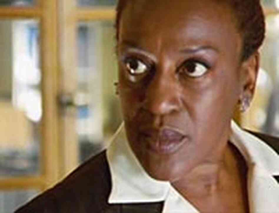 CCH Pounder as Det. Claudette Wyms CCH Pounder as Det. Claudette Wyms