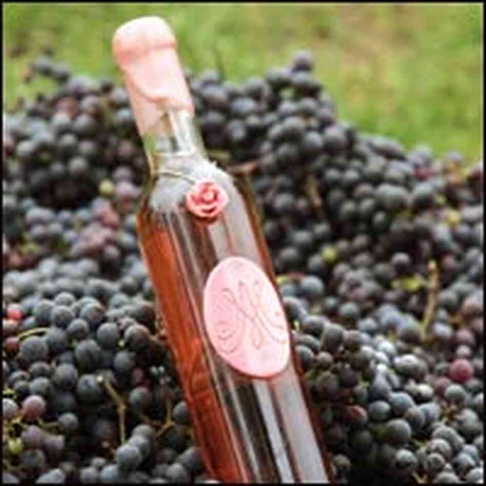 Wine and grapes Wine and grapes