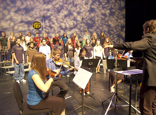 O'Riley conducts finale