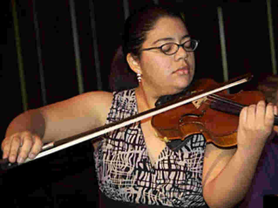 Violinist Karen Cueva