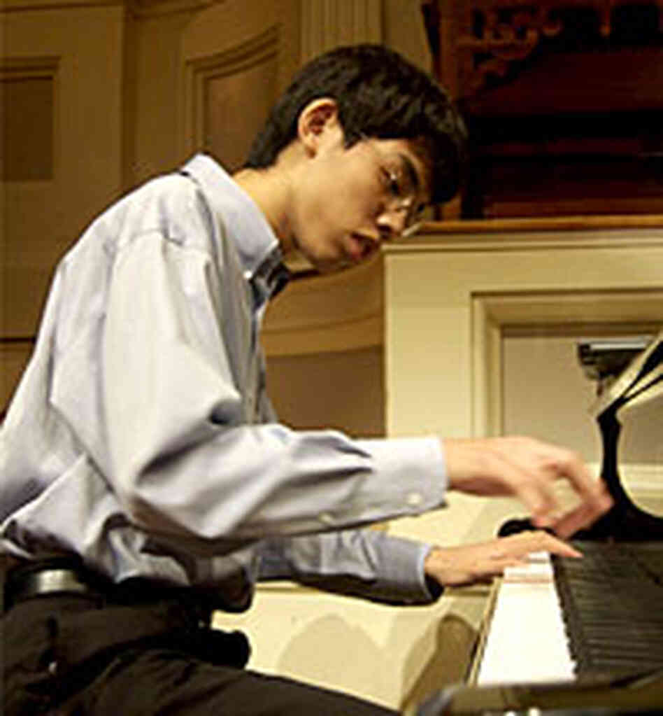 Pianist Andy Zhou Pianist Andy Zhou