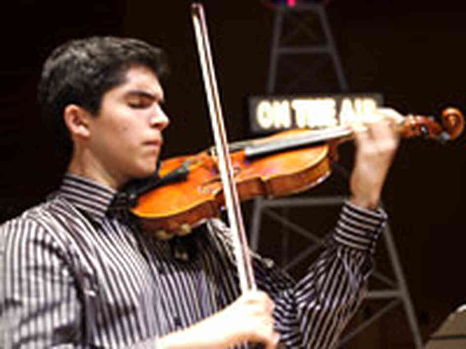 Violinist Ryan Meehan Violinist Ryan Meehan