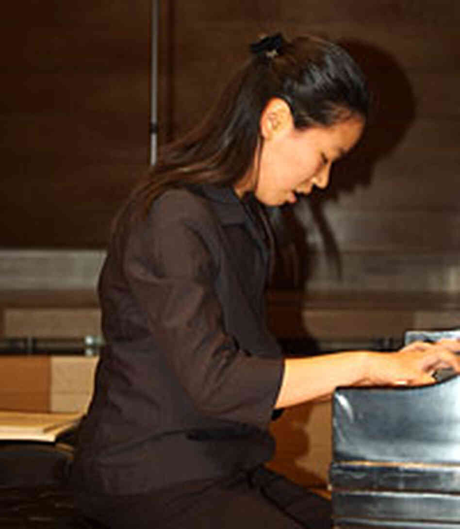 Eun-Hye "Grace" Lee Eun-Hye "Grace" Lee