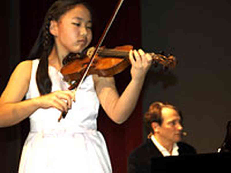 Stella Chen Stella Chen