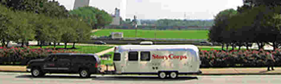 StoryCorps trailer being pulled past the Gateway to the West, St. Louis